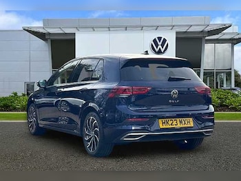 Used Volkswagen Golf 2023 for sale - 78026264: Photo