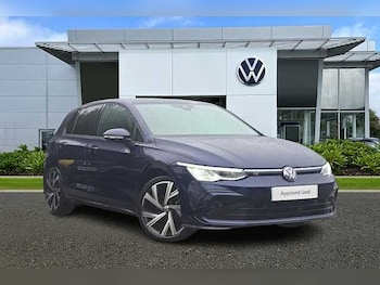 Used Volkswagen Golf 2024 for sale - 77423188: Photo