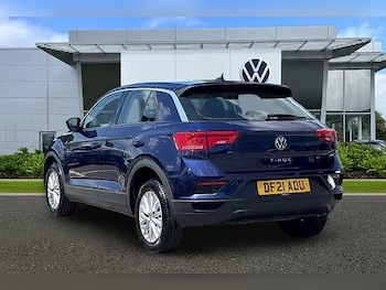 Used Volkswagen T-Roc 2021 for sale - 78764839: Photo