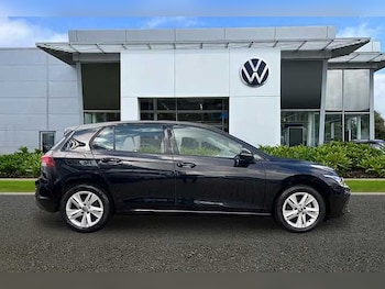 Used Volkswagen Golf 2022 for sale - 78223389: Photo