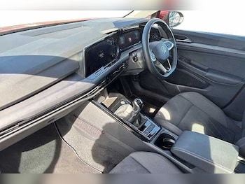 Used Volkswagen Golf 2023 for sale - 78413504: Photo