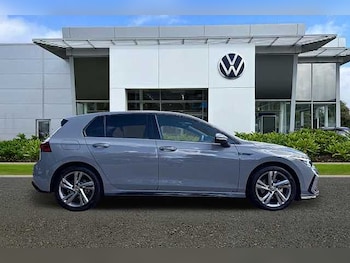 Used Volkswagen Golf 2024 for sale - 75693887: Photo