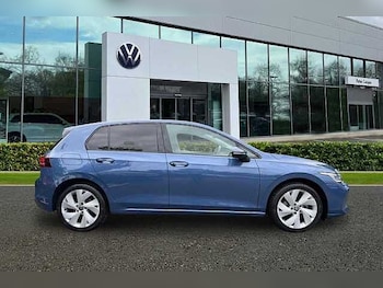 Used Volkswagen Golf 2024 for sale - 79346472: Photo