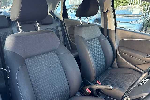 Used Volkswagen Polo 2016 for sale - 76687090: Photo 31