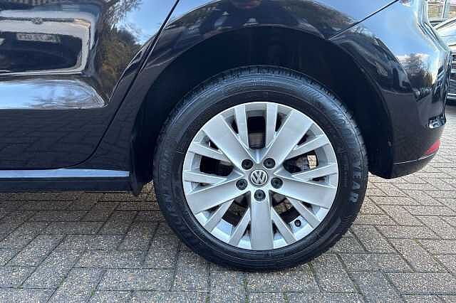 Used Volkswagen Polo 2016 for sale - 76687090: Photo 5