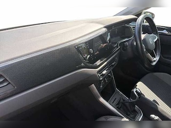 Used Volkswagen Polo 2023 for sale - 79346477: Photo