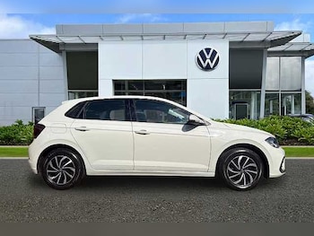 Used Volkswagen Polo 2023 for sale - 79346477: Photo