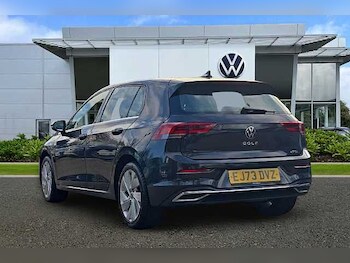 Used Volkswagen Golf 2023 for sale - 77228173: Photo