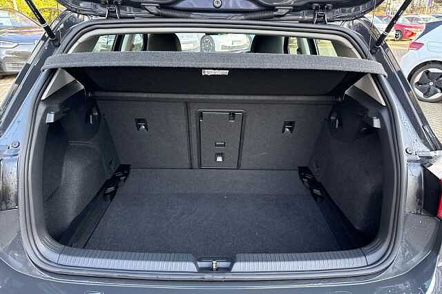 Used Volkswagen Golf 2024 for sale - 77656099: Photo 11