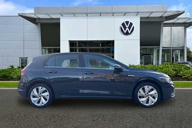 Used Volkswagen Golf 2024 for sale - 77656099: Photo 4