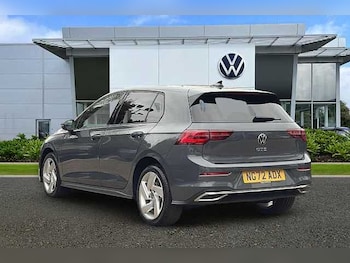 Used Volkswagen Golf 2022 for sale - 77921144: Photo