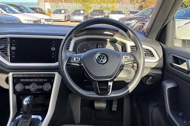Used Volkswagen T-Roc 2021 for sale - 77643589: Photo 14