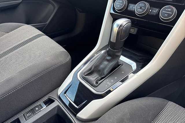 Used Volkswagen T-Roc 2021 for sale - 77643589: Photo 19