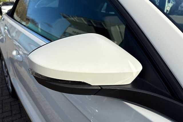 Used Volkswagen T-Roc 2021 for sale - 77643589: Photo 23