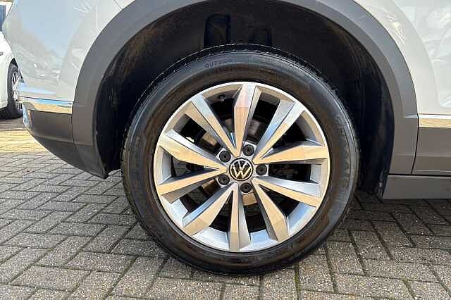 Used Volkswagen T-Roc 2021 for sale - 77643589: Photo 5