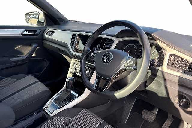 Used Volkswagen T-Roc 2021 for sale - 77643589: Photo 6