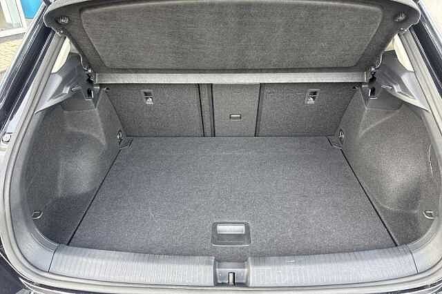 Used Volkswagen T-Roc 2023 for sale - 76387034: Photo 11