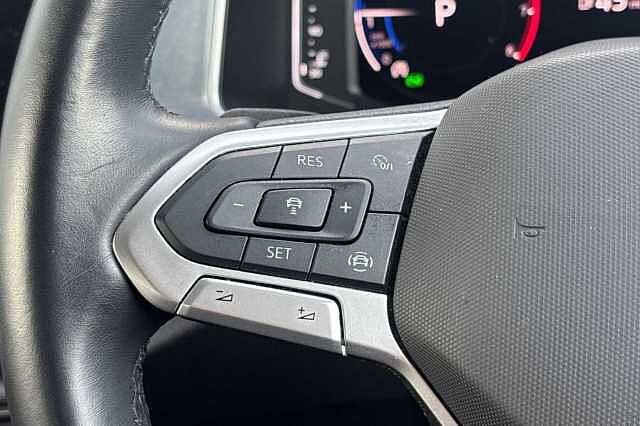 Used Volkswagen T-Roc 2023 for sale - 76387034: Photo 15