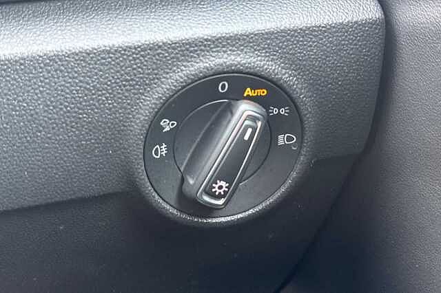 Used Volkswagen T-Roc 2023 for sale - 76387034: Photo 25