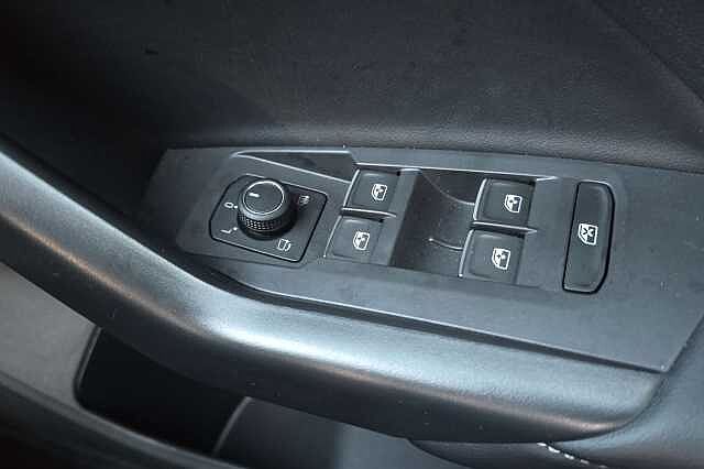 Used Volkswagen T-Cross 2025 for sale - 76878042: Photo 31