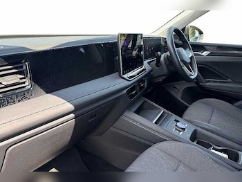 Used Volkswagen Tiguan 2024 for sale - 79330358: Photo