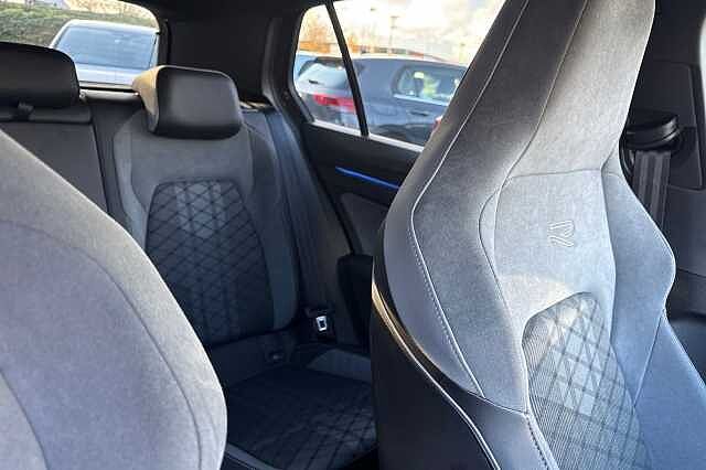 Used Volkswagen Golf 2022 for sale - 77201090: Photo 33