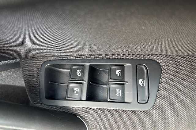 Used Volkswagen Golf 2016 for sale - 76919126: Photo 24