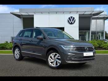 2022 (22) - PA Life 1.5 TSI (130PS) PA Life 5 door
