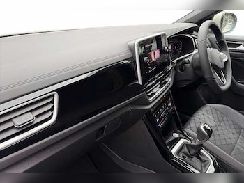 Used Volkswagen T-Roc 2026 for sale - 78488883: Photo