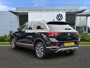 Used Volkswagen T-Roc 2022 for sale - 77245570: Photo