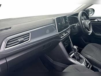 Used Volkswagen T-Roc 2025 for sale - 79536600: Photo