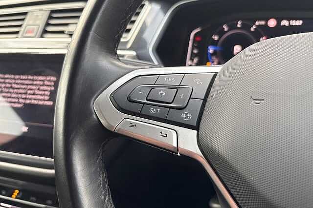 Used Volkswagen Tiguan Allspace 2023 for sale - 76643166: Photo 15