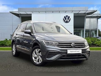 Used Volkswagen Tiguan Allspace 2023 for sale - 76643166: Photo