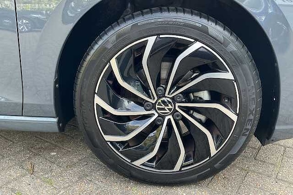 Used Volkswagen Golf 2023 for sale - 76082164: Photo 24