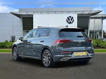 Used Volkswagen Golf 2023 for sale - 76082164: Photo 3