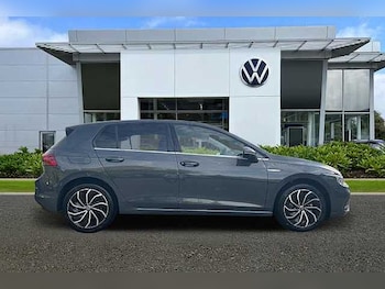 Used Volkswagen Golf 2023 for sale - 76082164: Photo 4