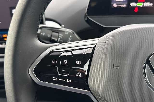 Used Volkswagen ID.4 2025 for sale - 76986636: Photo 15