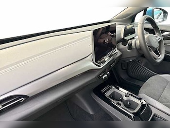 Used Volkswagen ID.4 2025 for sale - 76986636: Photo