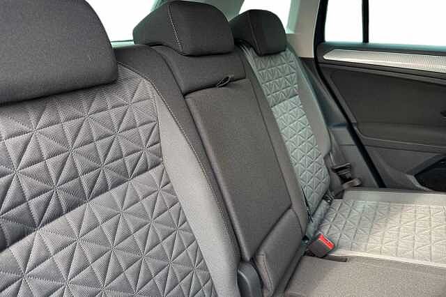 Used Volkswagen Tiguan 2021 for sale - 76010564: Photo 8