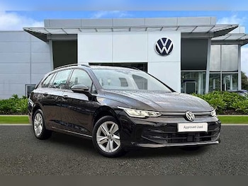 Used Volkswagen Golf 2025 for sale - 77129329: Photo