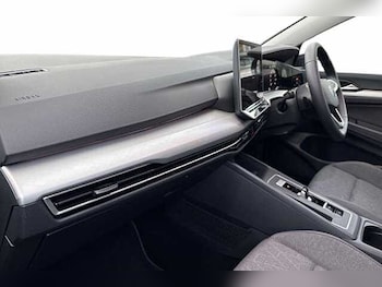 Used Volkswagen Golf 2025 for sale - 77129329: Photo