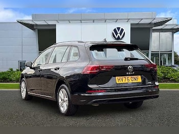 Used Volkswagen Golf 2025 for sale - 77129329: Photo