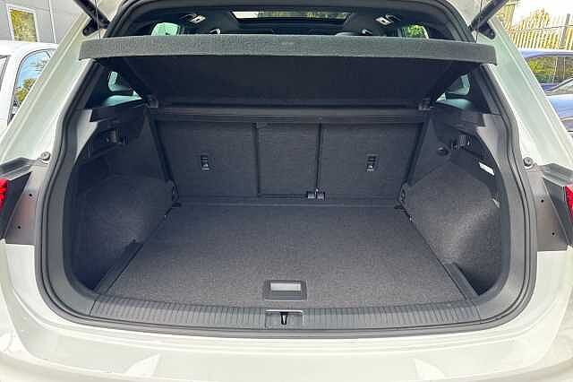 Used Volkswagen Tiguan 2023 for sale - 76082153: Photo 11