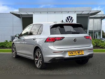 Used Volkswagen Golf 2025 for sale - 77997650: Photo