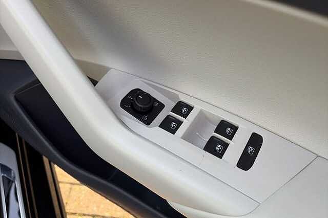 Used Volkswagen Polo 2019 for sale - 77392207: Photo 27