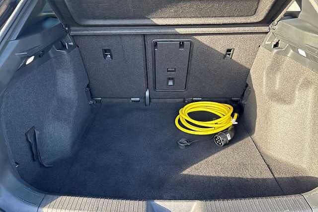 Used Volkswagen ID.4 2022 for sale - 76957684: Photo 11