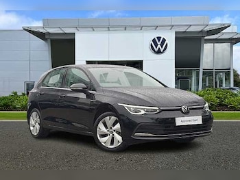 Used Volkswagen Golf 2023 for sale - 77201084: Photo