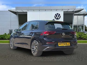Used Volkswagen Golf 2024 for sale - 78620664: Photo