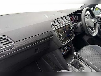 Used Volkswagen Tiguan 2023 for sale - 78402245: Photo