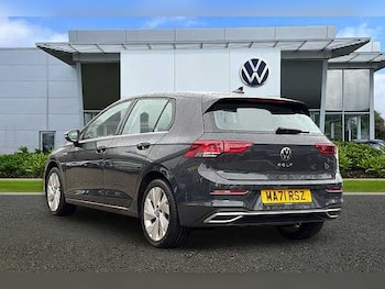 Used Volkswagen Golf 2021 for sale - 77201089: Photo